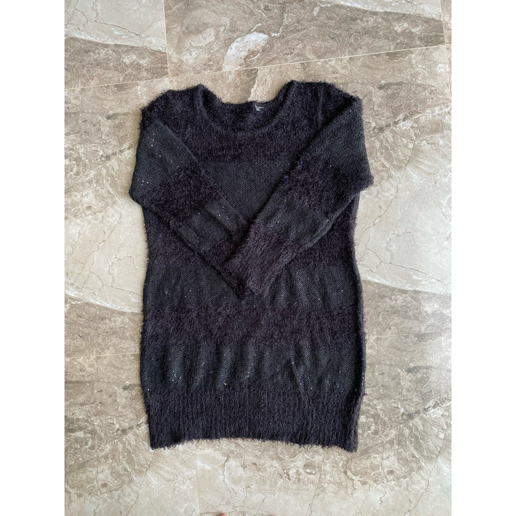 Fuzzy KNIT**********