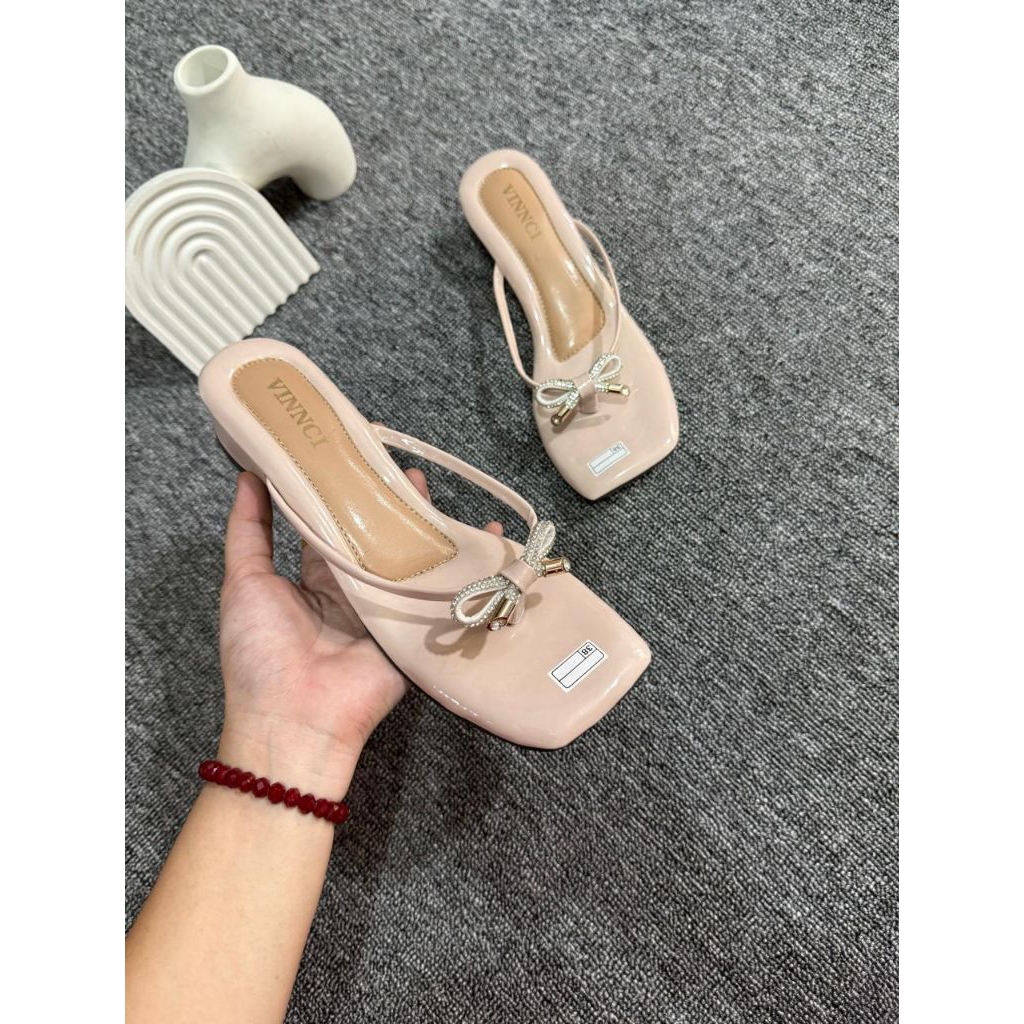 Vinnci Glitter Full Foam Heels Sandals ฟรีกล่อง| รองเท้าส้นสูงปาร์ตี้อินเทรนด์ | รองเท้าแตะผู้หญิง |
