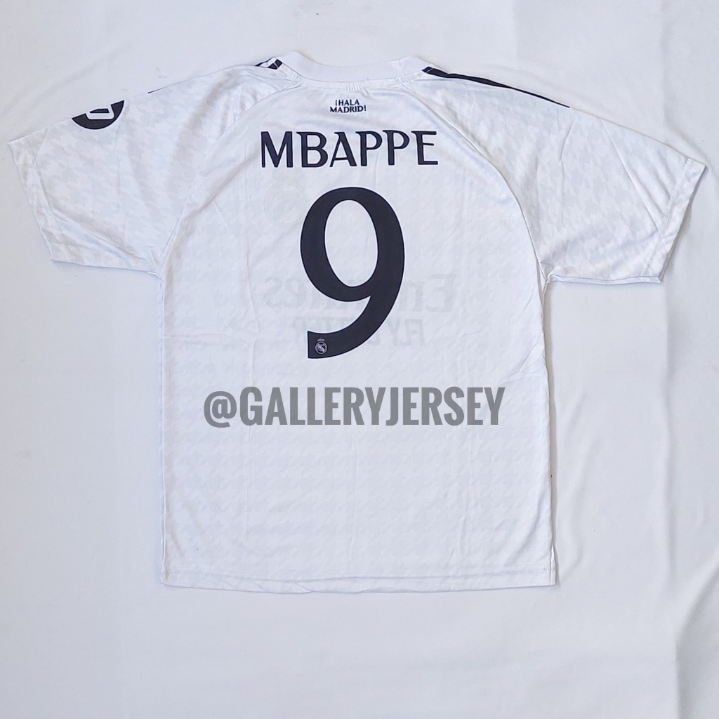 REAL MADRID HOME WHITE MBAPPE CHILDRENS PRINTING FOOTBALL SHIRT SET MADRID WHITE MBAPPE CHILDRENS PR
