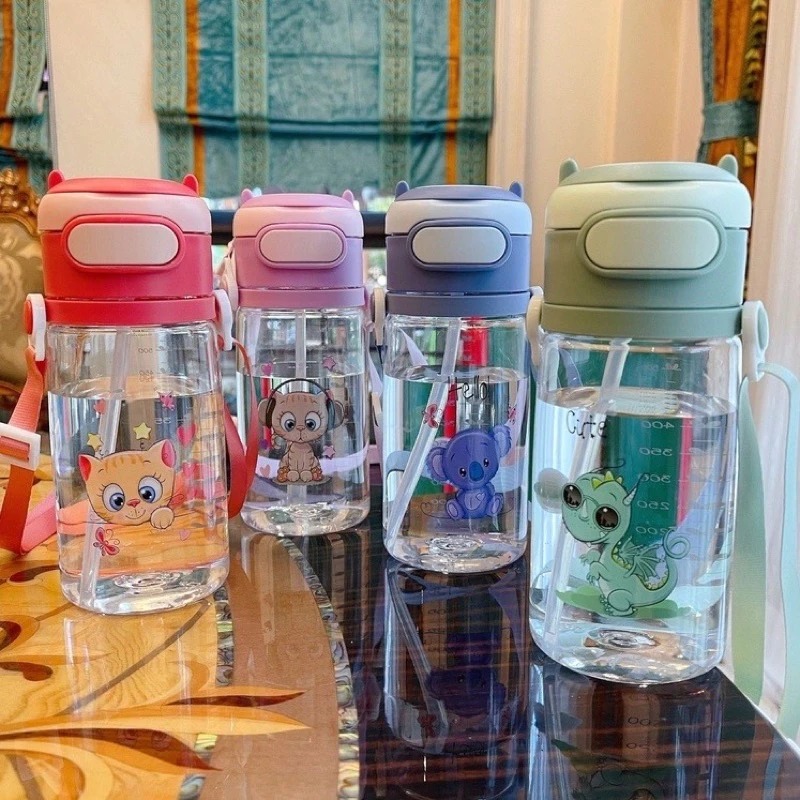 ขวดตัวละคร Childish Eliya 550ml