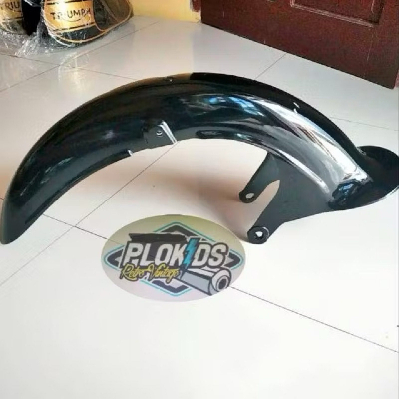 บังโคลนหน้า C70 สีดํา