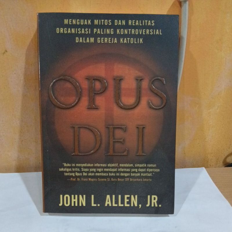 หนังสือของ Opus Dei - John L. อัลเลน จูเนียร์. (คอลพรี)