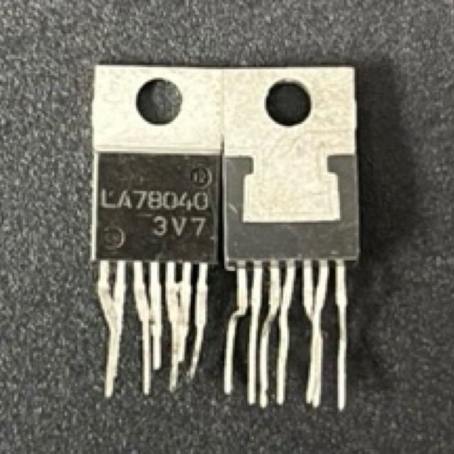 ORIGINAL LA78040 LA 78040 IC แนวตั้ง