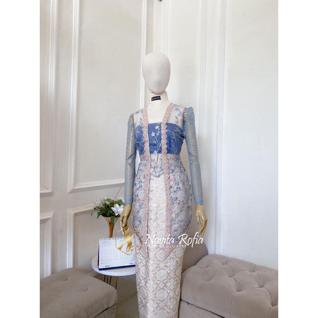 NovitaRofia X Yura Viral Wedding Kebaya สวน Kebaya ที่สําเร็จการศึกษา
