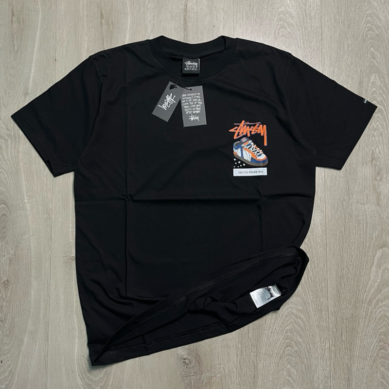 Stu*sy Street เสื้อยืดแฟชั่นผู้ชายเสื้อสเก็ตภาพรองเท้า