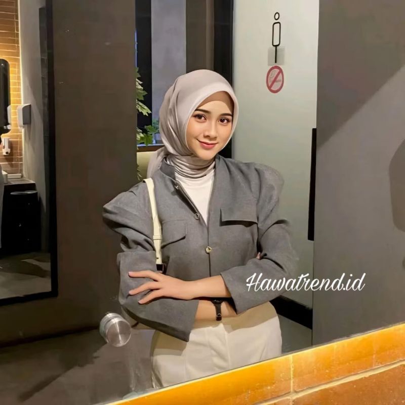 เสื้อครอป Sonia Blazer เสื้อผู้หญิงสไตล์เกาหลีล่าสุด