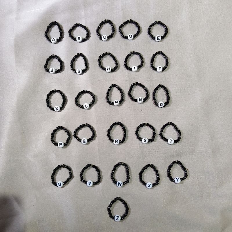 ALPHABET RING / BEAD RING / INITIAL RING / แหวนคอปีน / สีขาว