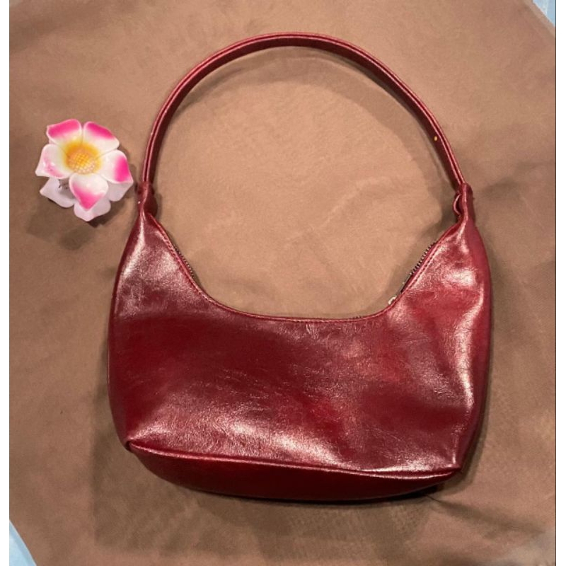 กระเป๋าสะพายเชอร์รี่ไม่มีแบรนด์คล้าย beliya/mosdoom free jedai ลีลาวดี