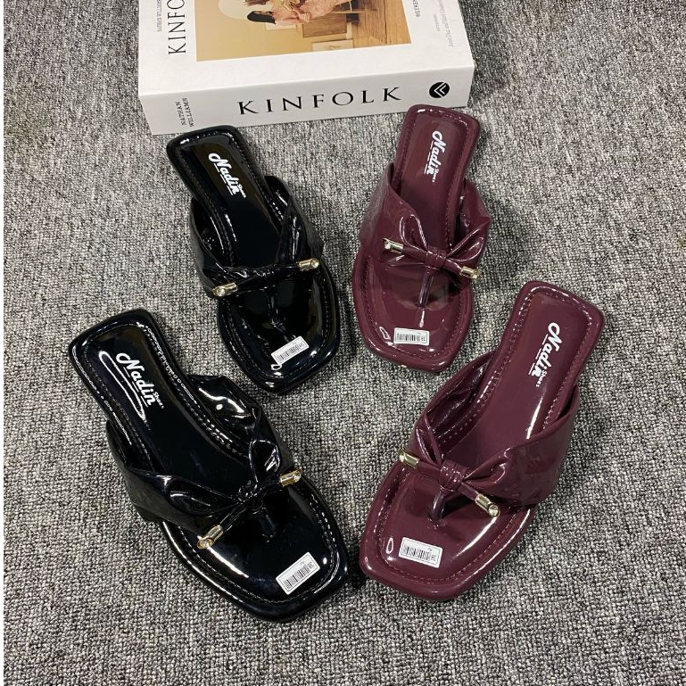 DNR THAYA SHANDAL_รองเท้าแตะผู้หญิงรุ่นล่าสุด