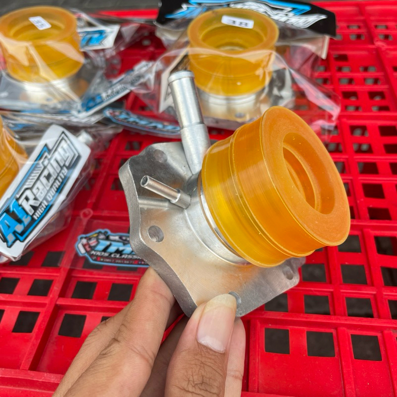 MANIPOL NINJA R SS RR INTAKE MANIFOLD NINJA R SS RR TEFLON CNC สําหรับ CARBON PE 28 30 PWK 24 26 28 30 32 33 34 35 38 40