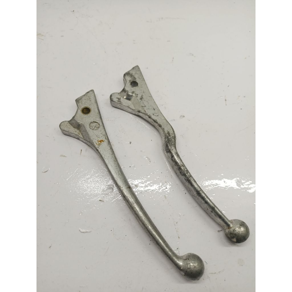 ที่จับเบรค kawasaki binter merzy kz200 gto K100 ที่จับเบรก kz200 binter merzy gto