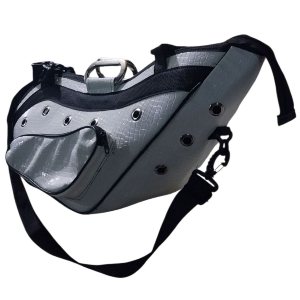 Kiso Ayam Bangkok Legend Super Rooster Kiso Sling Bag พร้อมดีไซน์เฉพาะและสายสะพายไหล่ที่สะดวกสบาย