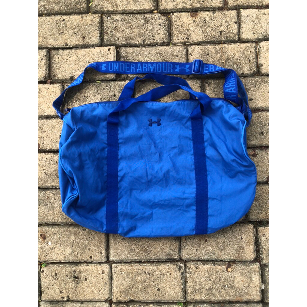 UNDER ARMOUR กระเป๋าซับใต้แขน