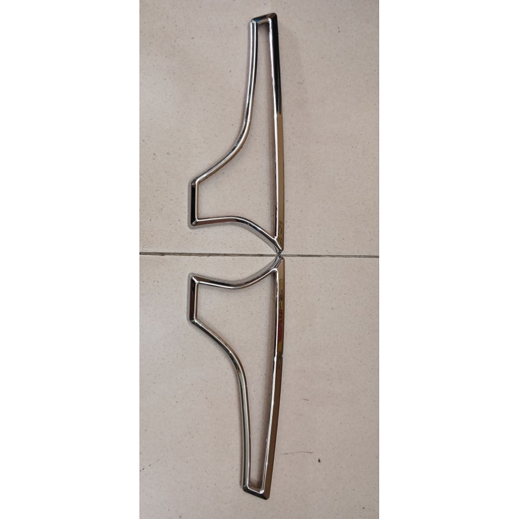 2016 SUZUKI ERTIGA REFLECTTOR GARNISH