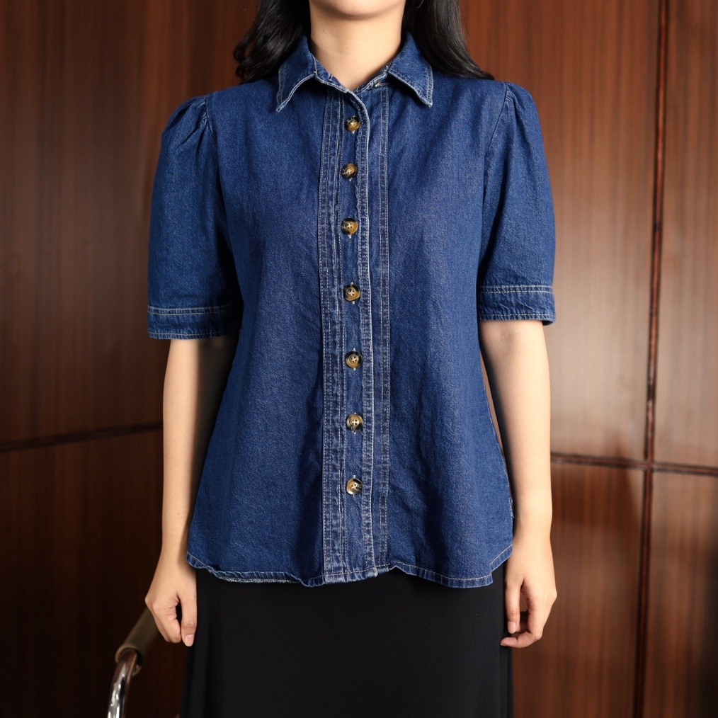 KEMEJA CODE R7K Schone Frau Allure Denim Shirt เสื้อเชิ้ตผู้หญิง SL
