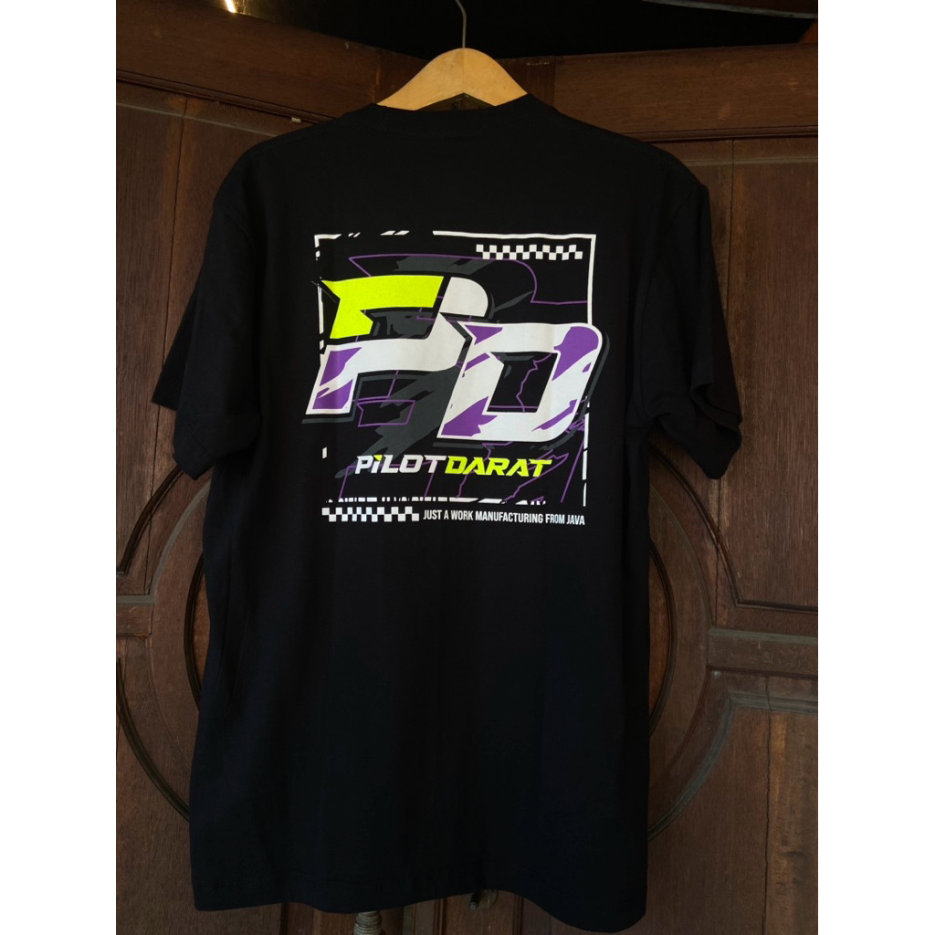 เสื้อยืด Kenmake เสื้อยืด Land Pilot รุ่นผู้ชายและผู้หญิง สีดํา