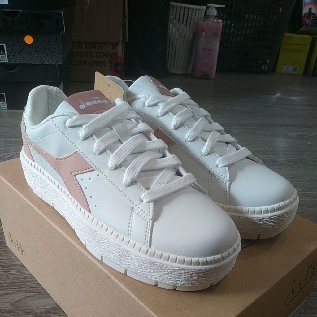 รองเท้า DIA Jace****