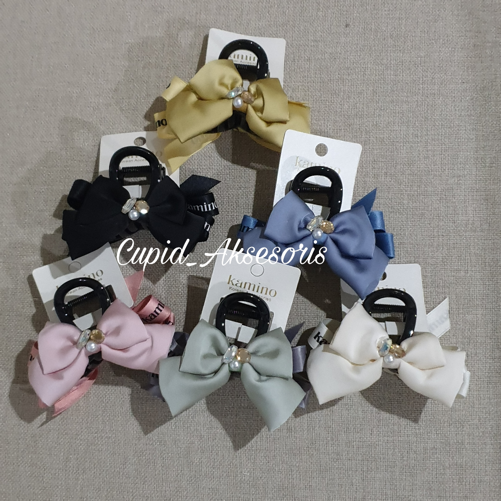 คลิปซาลอน KAMIN ในรูปร่างของ A RIBBON 2 SQUARE 8 ซม./คลิปซาลอนในรูปร่าง A RIBBON 2 SQUARE 8 ซม.