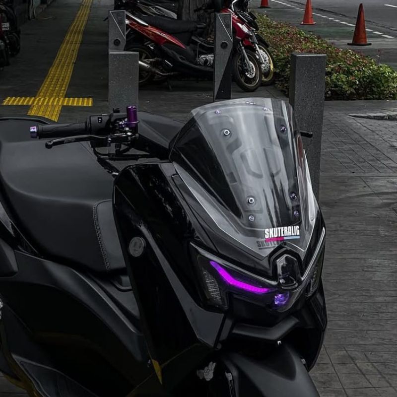 WINDHSIELD NMAX TURBO NEO S STANDARD FLAT. NMAX TURBO NEO VISOR STANDARD FLAT MODEL