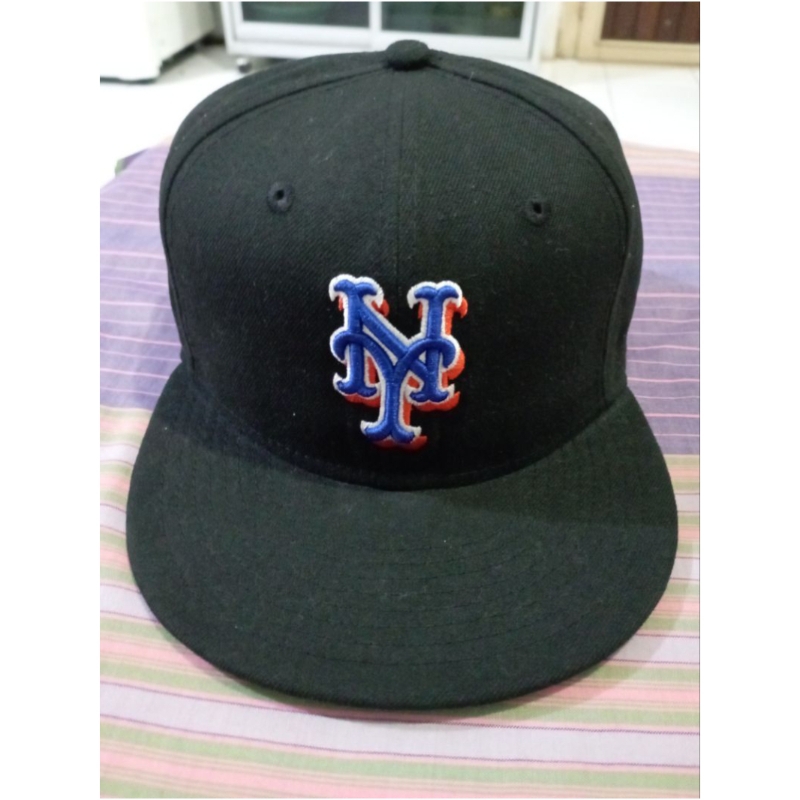 หมวกฟิตติ้ง New Era ของแท้ ขนาด 7 5/8 (60.6 ซม.) โลโก้ NY Mets
