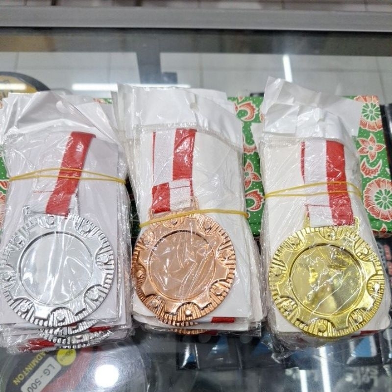 IRON MEDAL SET GOLD SILVER WAIT / IRON MEDAL SET