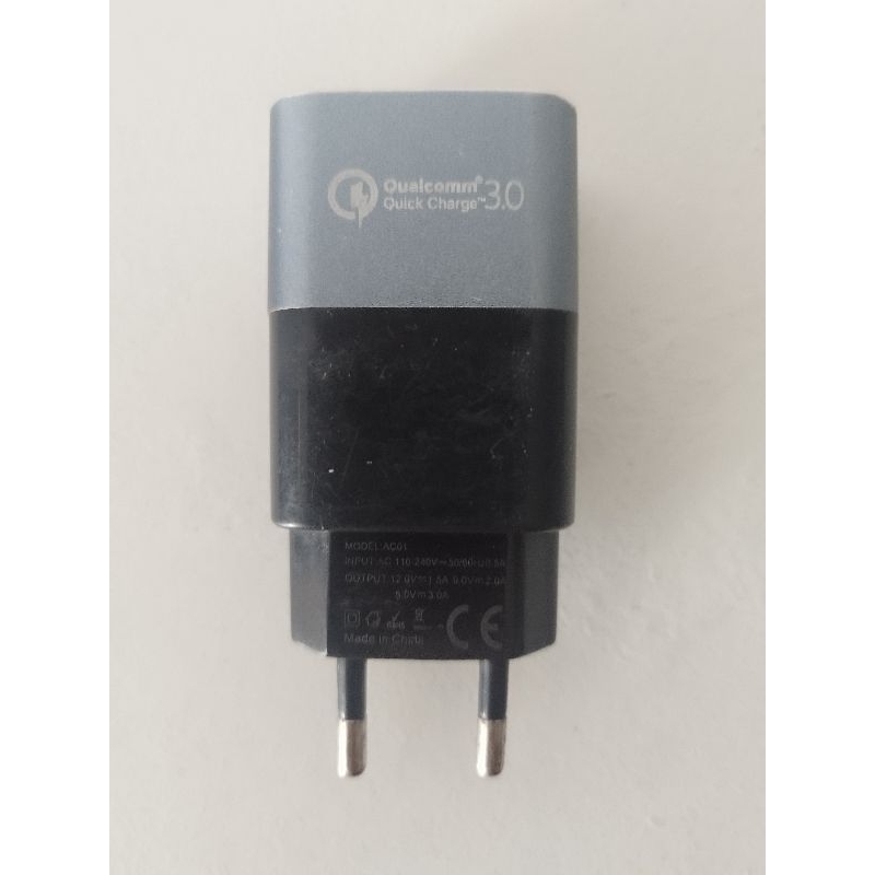 อะแดปเตอร์ชาร์จ usb ของ acom ที่ชาร์จเร็วแบบเดิม