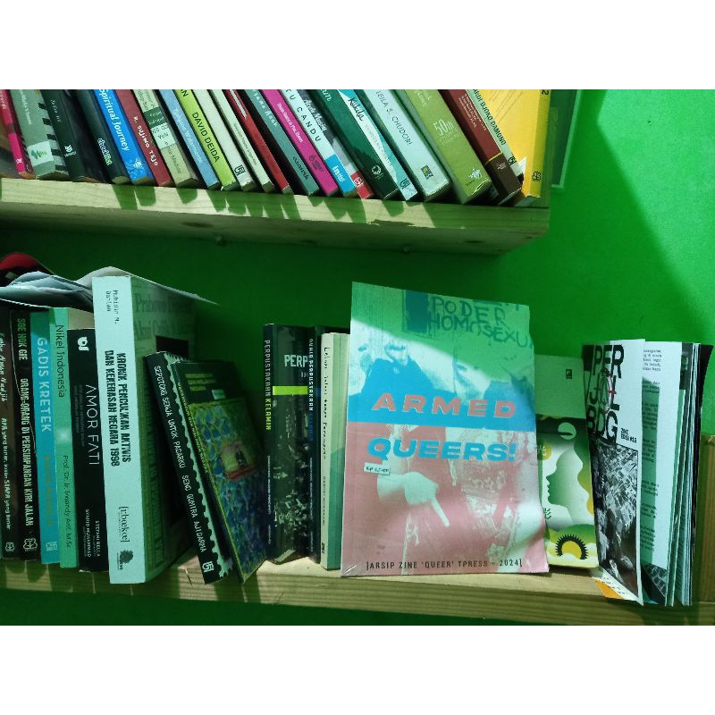 แขน Zine Queer******