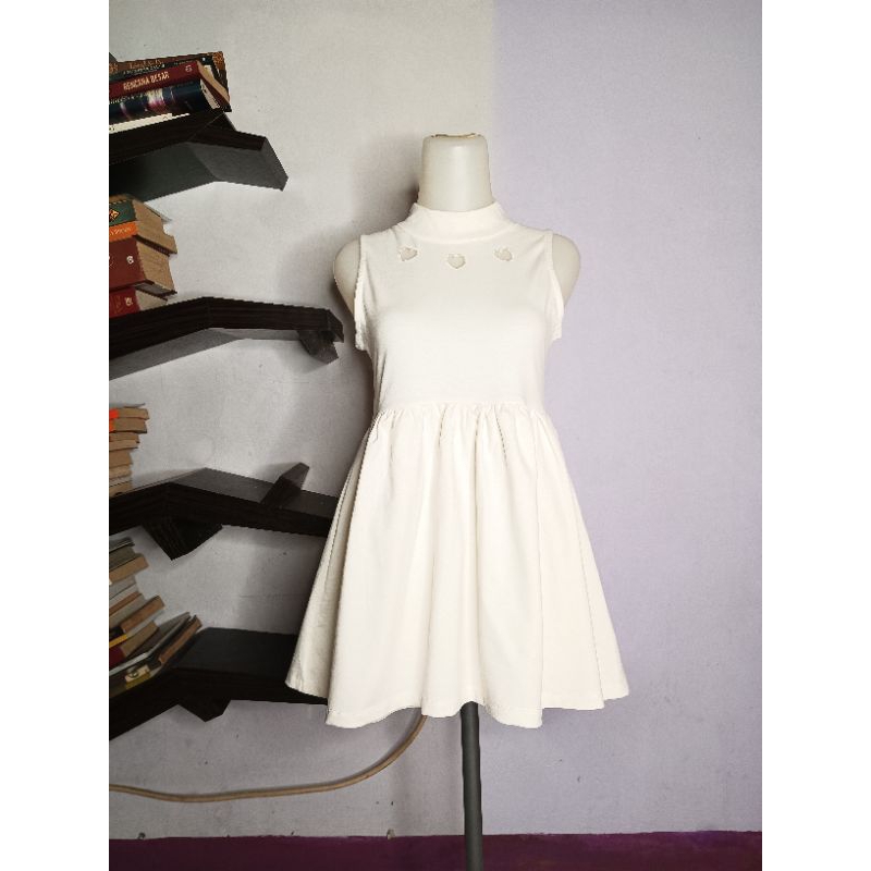 GRL ชุดเดรสเด็กกุตุง