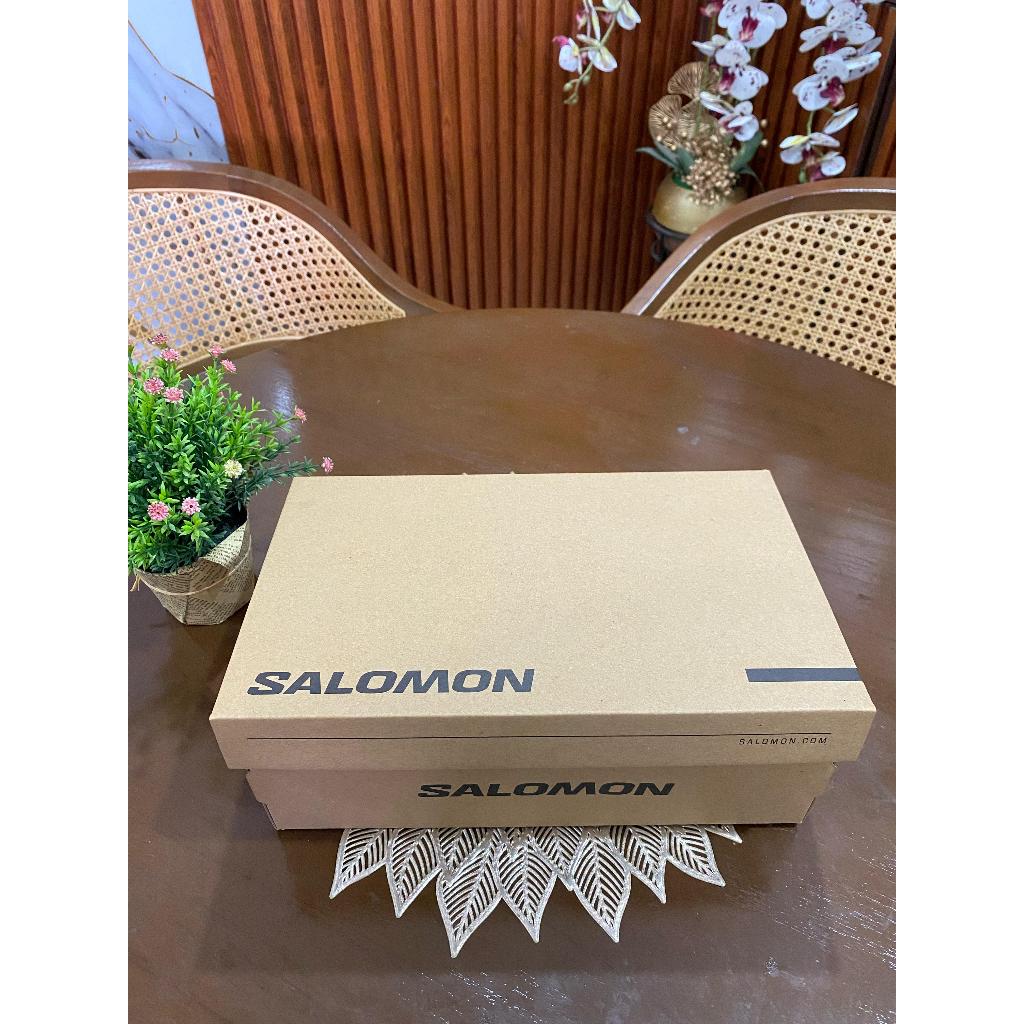 INNER_BOX_SALOMON รองเท้า