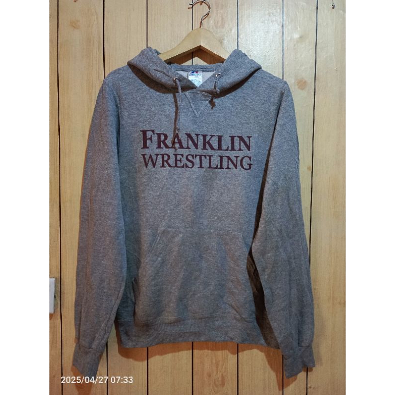 Russell Hoodie******
