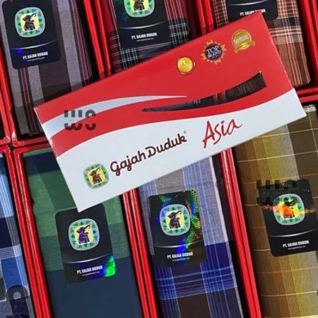 ASIAN SITTING ELEPHANT SARONG SQUARE สีและราคาสมบูรณ์ MOTIF