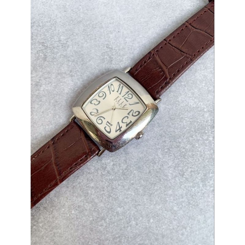 Preloved Elle นาฬิกา unisex มือสองดั้งเดิม