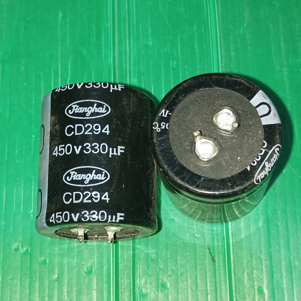 ELCO 450V 330UF 3.5 HEIGHT 4/5