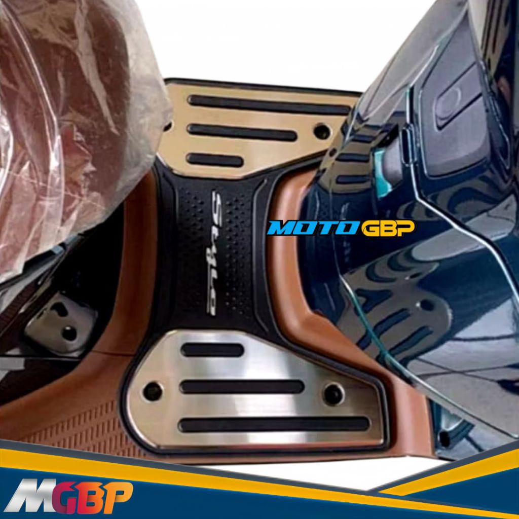 Honda Stylo 160 พรม Stylo 160 Original AM Border