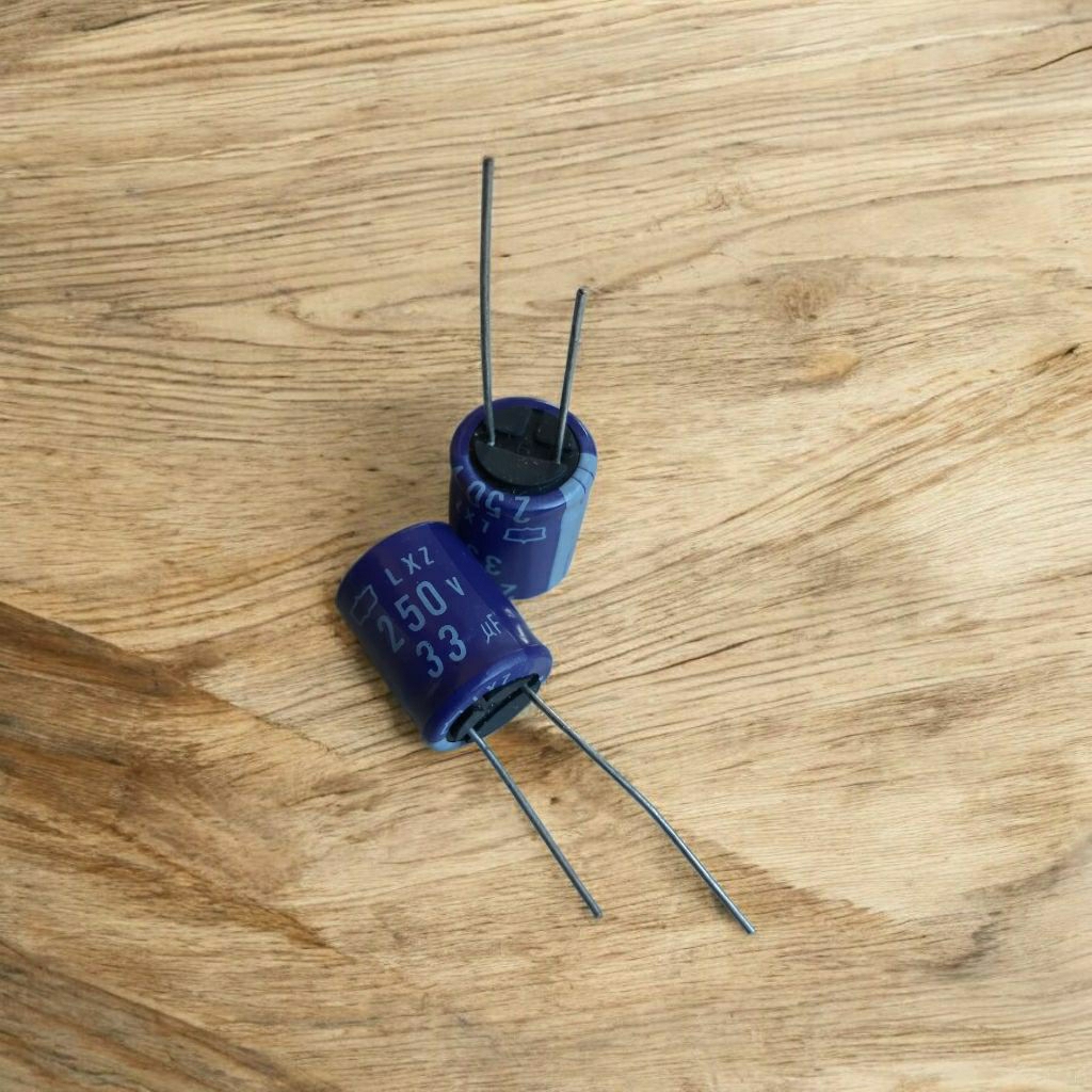 ELKO 33UF 250V CEMICON JAPAN