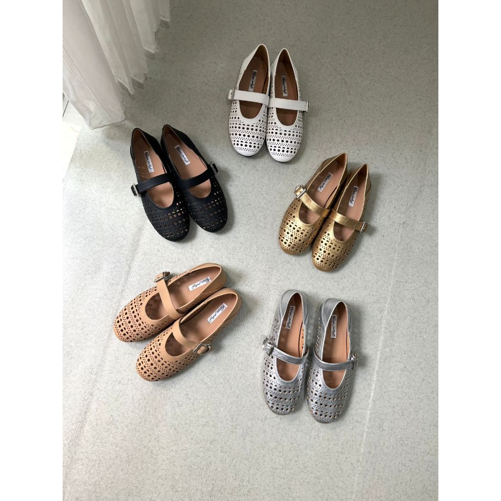 - รองเท้า REYA******