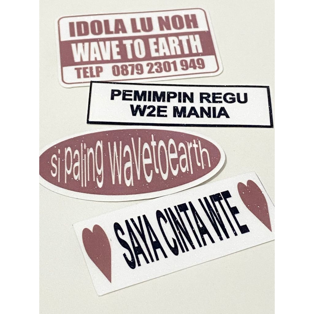 สติ๊กเกอร์ Kpop ชุดไอดอล lu noh aespa กํามะหยี่สีแดง loona nct dream 127 day6 txt bonedo riize svt x