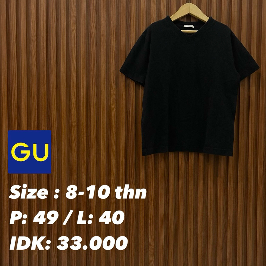 Gu unikloo เสื้อยืดเด็กคอ v ขนาด 8-10 ปี สีดํา