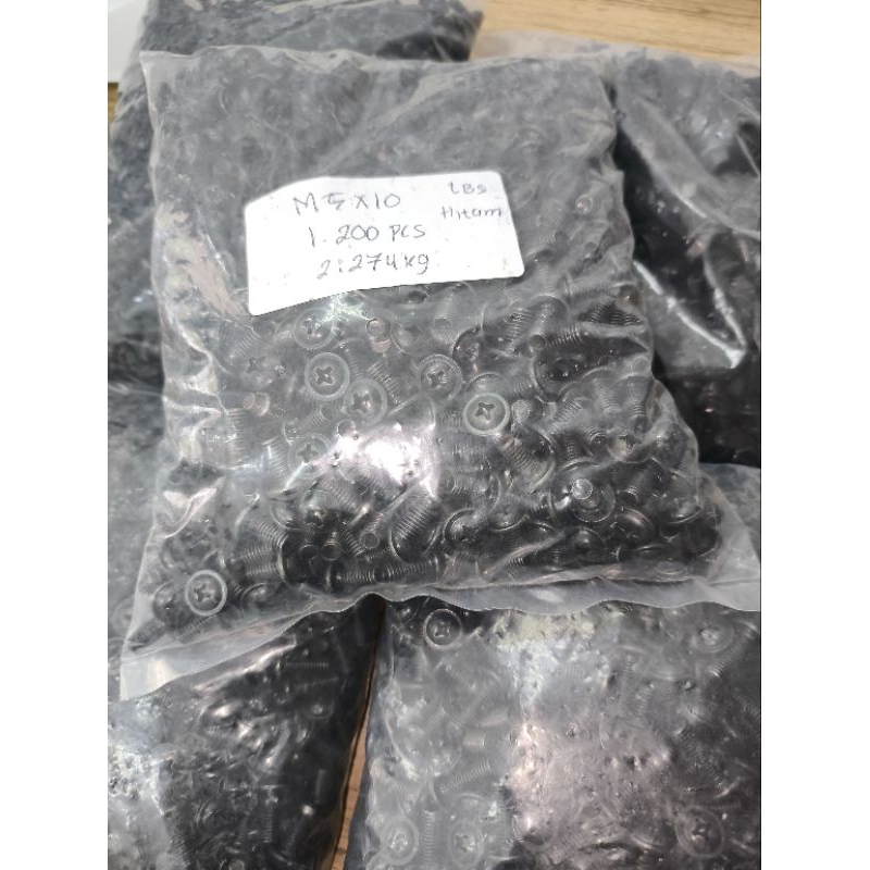 กลอนหัวกลมแบบ Cross Slot พร้อมแหวน (สีดํา) M 5x10 / M 5x12 / M 5x14