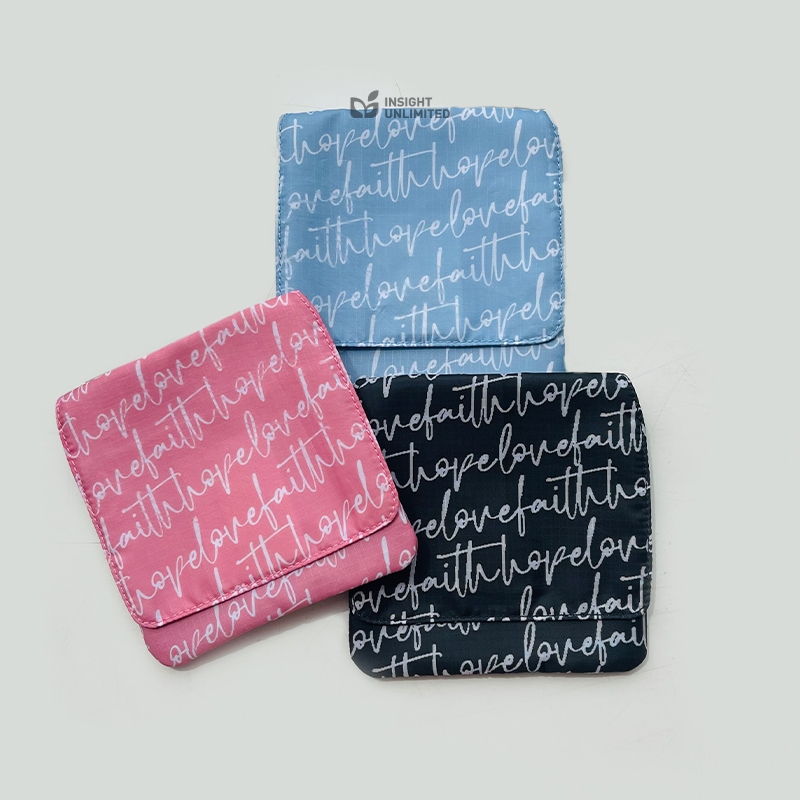 Faith Hope Love กระเป๋าสุขาภิบาล