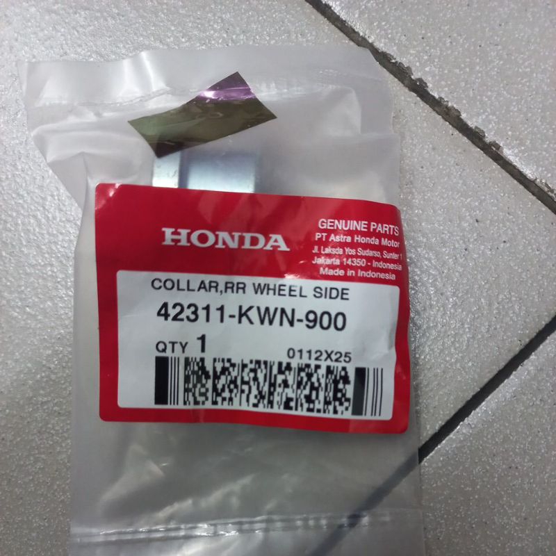 42311KWN900 – COLLAR RR WHEEL SIDE, REAR WHEEL BRUSH, SWING ARM INNER PCX, VARIO 125, VARIO 150 ORIG