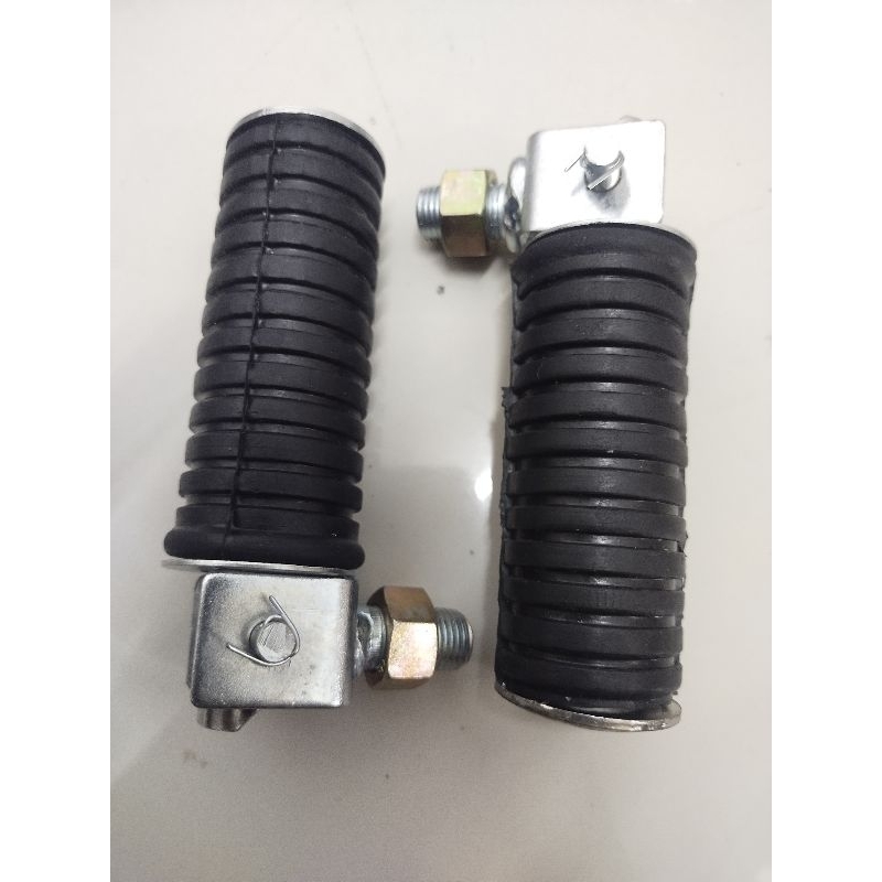Footstep Step พักเท้าหลัง Yamaha U5 U7 V50 V70 V75 V80 Autolube CDI V80CDI V80SDX Super deluxe Robot