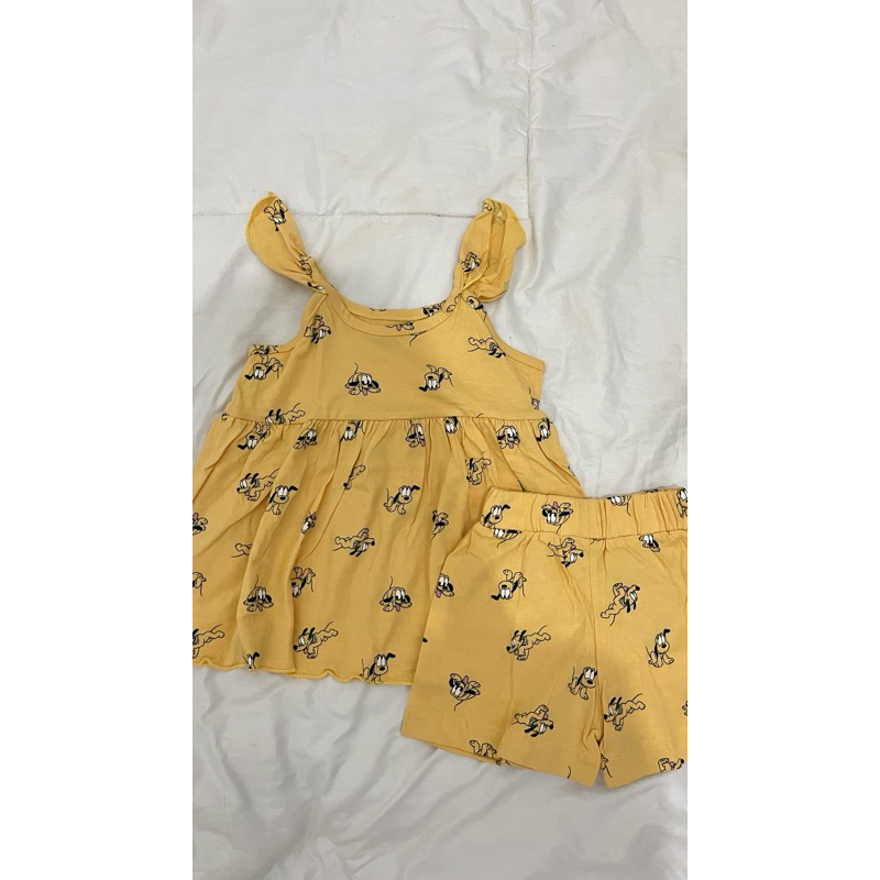 ชุดสูท Oldnavy Guffy Kutung