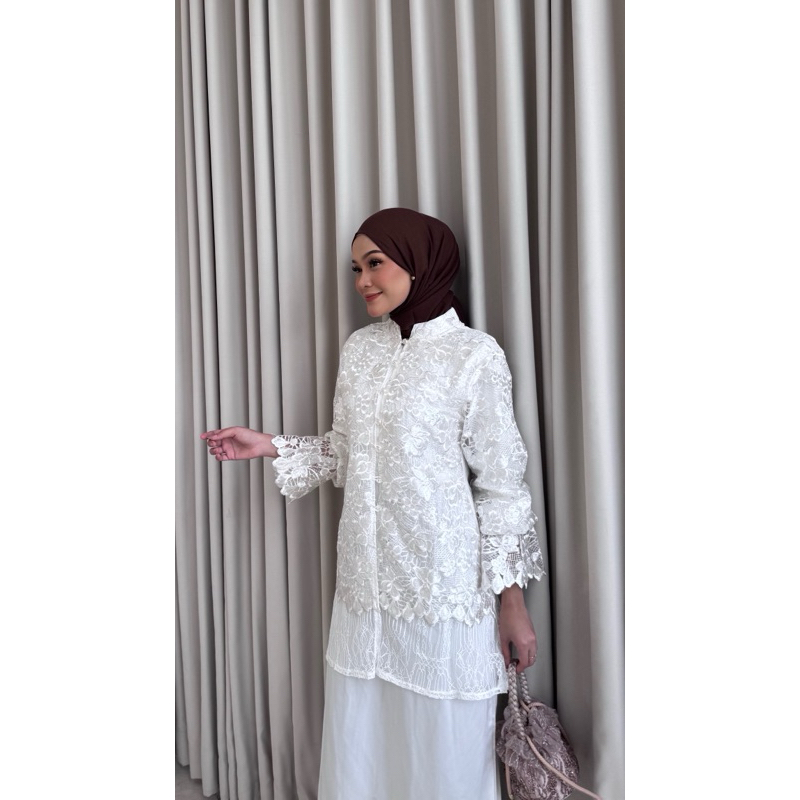 NORA DRESS SILK COMBINATION เคมี PRDAA TILLE BUSUI FRIENDLY