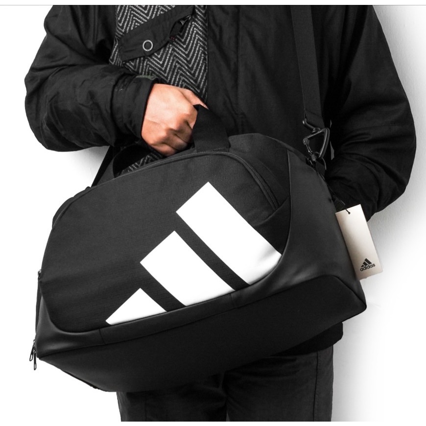 ADIDAS BASIC DUFFLE BAG ORIGINAL BLAC BACKPACK / SPORTS BAG / GYM BAG สําหรับผู้ชายและผู้หญิง / แท็ก