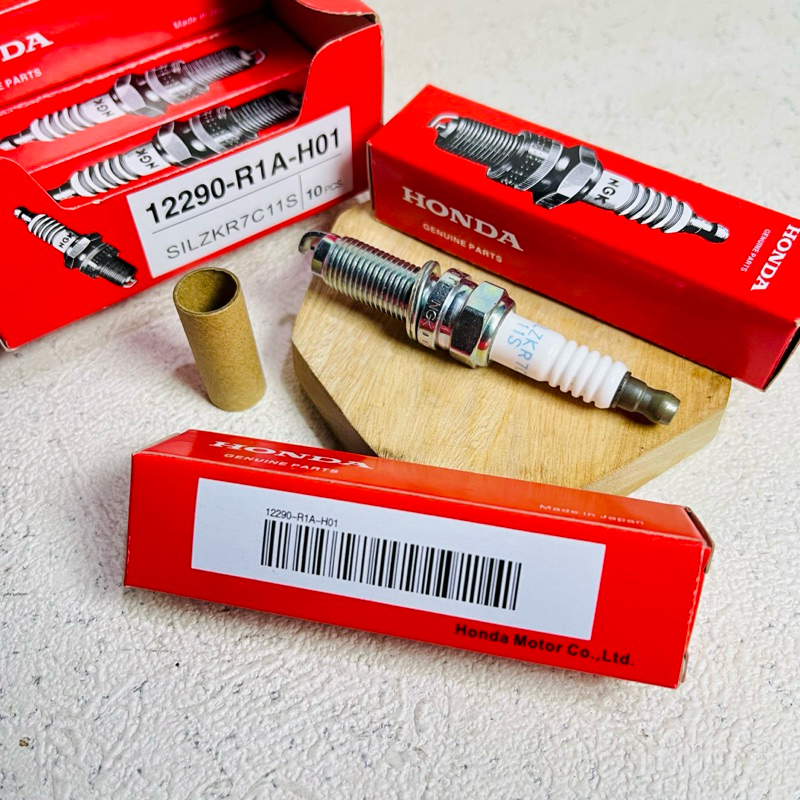 หัวเทียน Honda HRV 1.8cc ใหม่ทั้งหมด Crv Gen4 Civic FB 2.0cc 12290-R1A-H01 SILZKR7C 11S