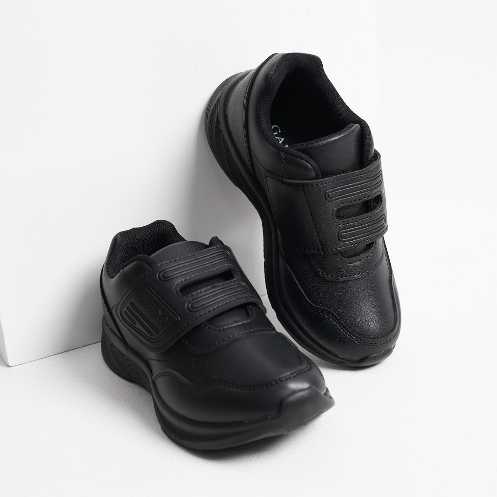 รองเท้านักเรียน Gabino Hiro Black - G3BB5002