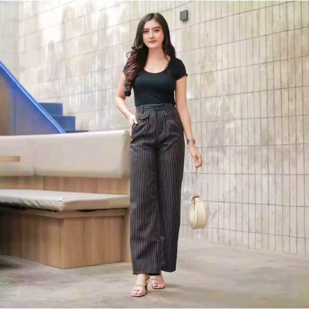 Oro Pants Stripe Bangkok - กางเกงขายาวทรงหลวมสําหรับผู้หญิง กางเกงชั้นใน - กางเกงขายาวสไตล์เกาหลี
5.