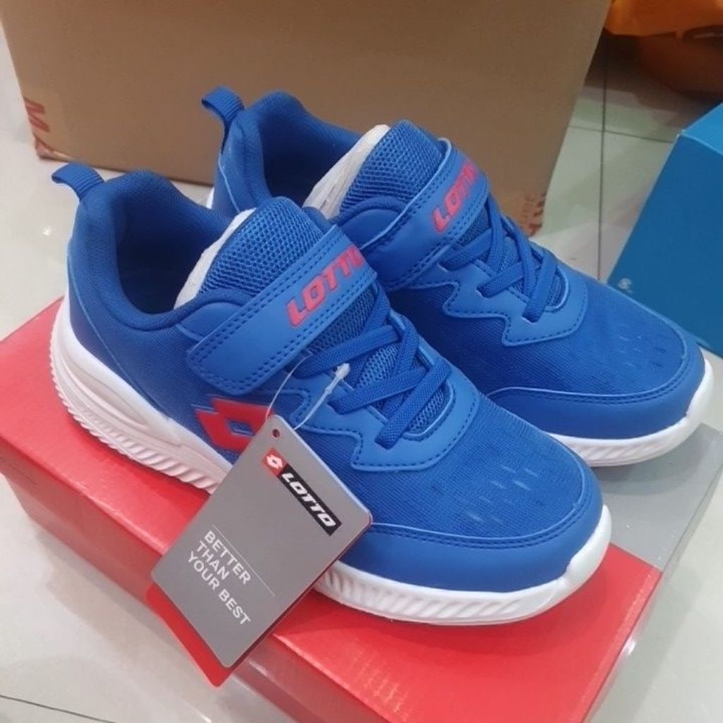 รองเท้า Lotto boe jr