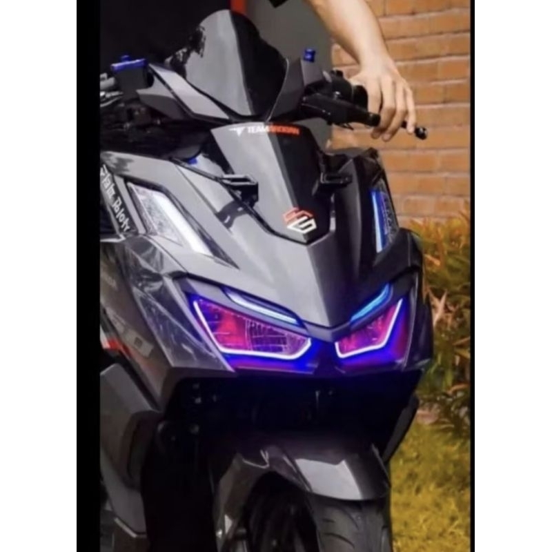 WINDSHIELD VISOR VARIO 160 CBS คาร์บอน AIZEN